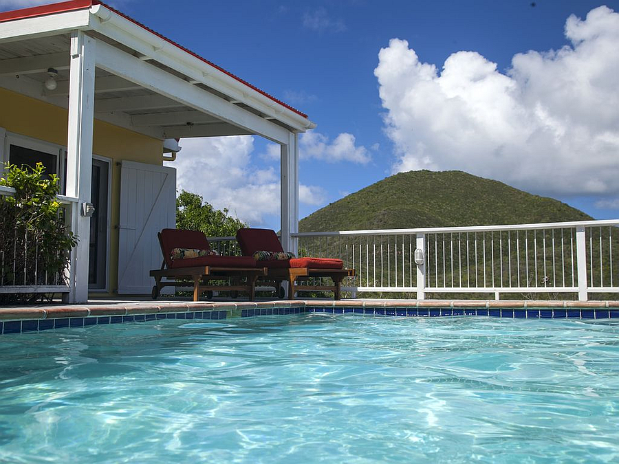Pool at Caribe Breeze